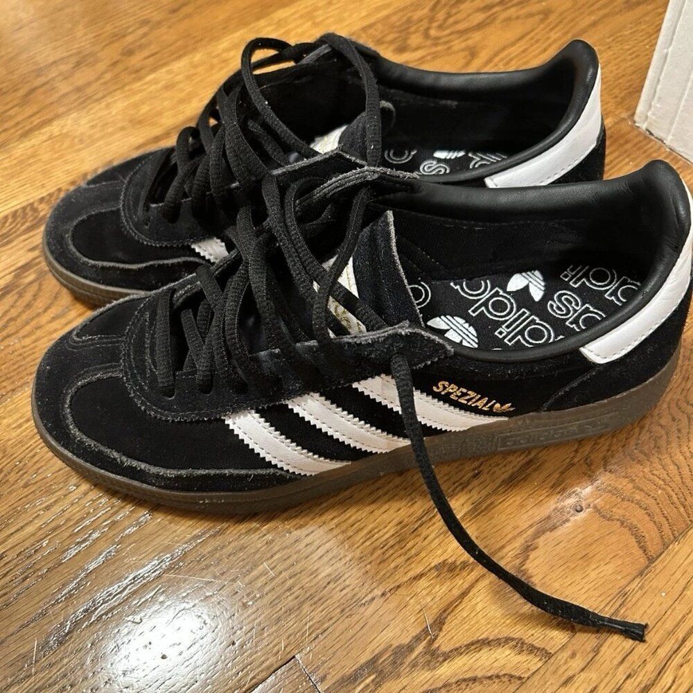 Adidas Spezial Men’s Shoes Size 6.5 – Fits Women's like 8.5 - Black & White